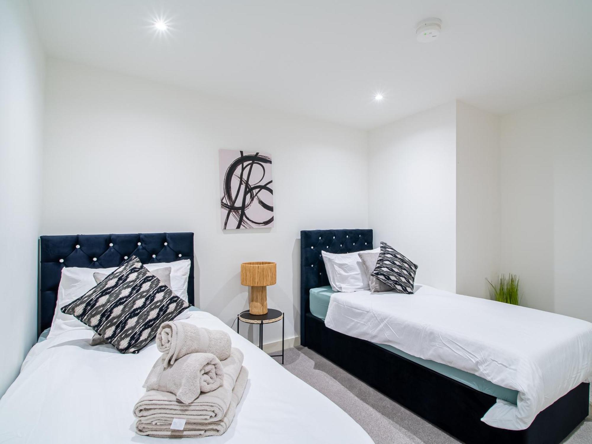 2-Bedroom With Breathtaking Views In Holmfirth Village, Huddersfield Buitenkant foto